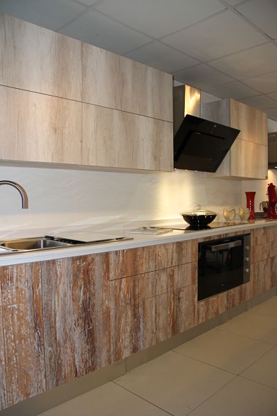 https://arauco.com/chile/wp-content/uploads/sites/14/1970/01/kitchen-house-hoy-la-cocina-es-un-lugar-integral-del-hog_009.jpg