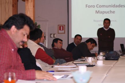 https://arauco.com/chile/wp-content/uploads/sites/14/2017/08/Foro-Base-recibe-propuestas-de-Foro-Mapuche-y-conoce-detalles-para-puesta-en-marcha-de-casas-abiertas2.jpg