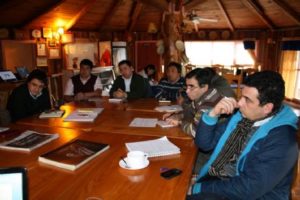 https://arauco.com/chile/wp-content/uploads/sites/14/2017/08/Integrantes-del-Foro-Mapuche-terminan-su-trabajo-suman-nuevas-propuestas-y-reflexionan-sobre-la-importancia-de-dialogar1-300x200.jpg