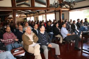 https://arauco.com/chile/wp-content/uploads/sites/14/2017/08/Más-de-100-asistentes-en-encuentro-público-en-Arauco1-300x200.jpg