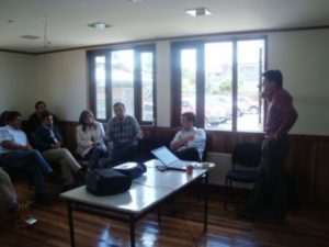 https://arauco.com/chile/wp-content/uploads/sites/14/2017/08/Presentan-resultados-de-las-consultas-comunitarias-a-equipo-de-Forestal-Valdivia1-300x225.jpg