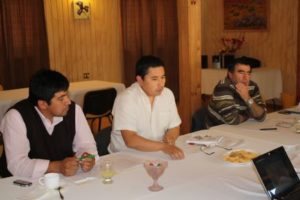 https://arauco.com/chile/wp-content/uploads/sites/14/2017/08/Reconocimiento-Respeto-Conflicto-e-Inclusión-Productiva-serán-las-temáticas-en-las-que-trabajará-Foro-Mapuche2-300x200.jpg