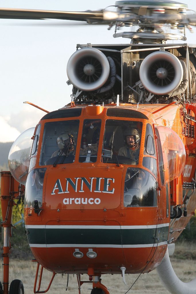 https://arauco.com/chile/wp-content/uploads/sites/14/2018/11/Helicoptero-Annie-5-min-683x1024.jpg