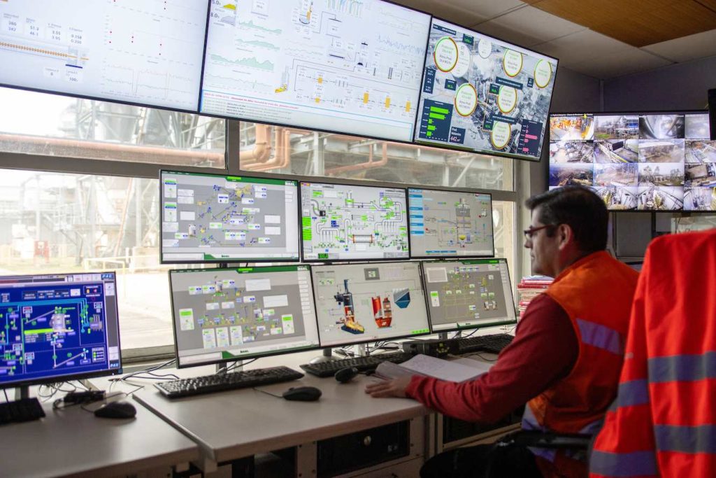 https://arauco.com/chile/wp-content/uploads/sites/14/2026/08/MG_9510_Tecnologia-1-1024x683.jpg