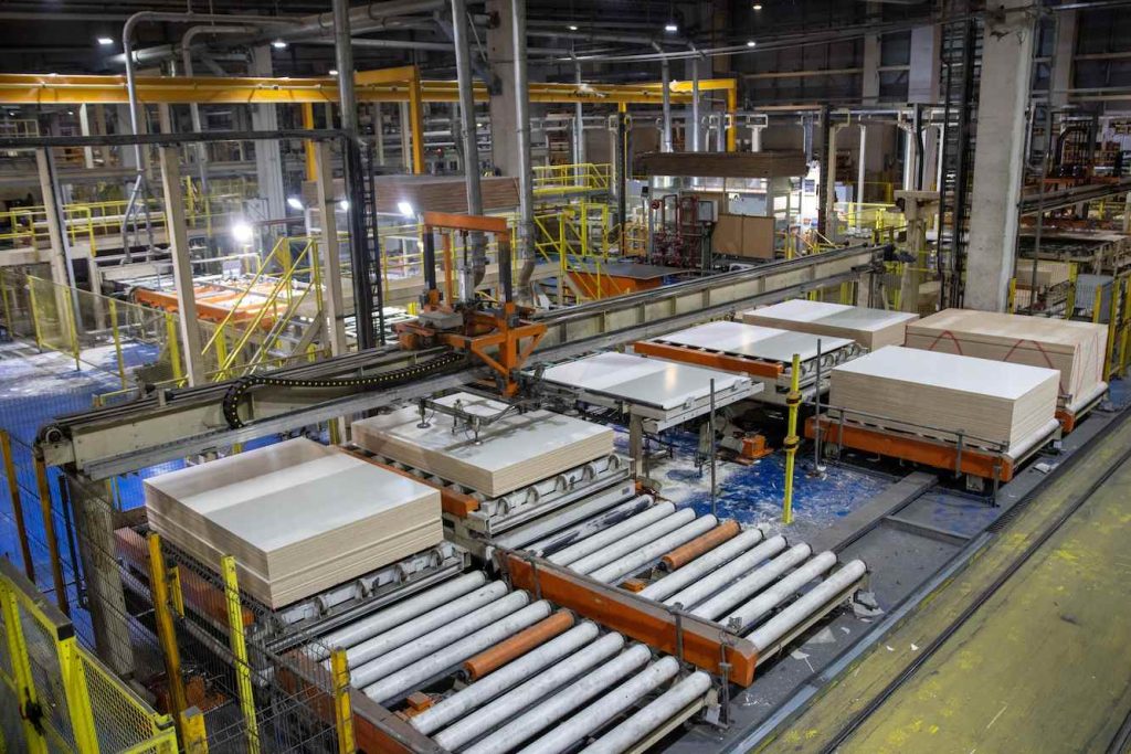 https://arauco.com/chile/wp-content/uploads/sites/14/2026/08/Tableros-1-1024x683.jpg